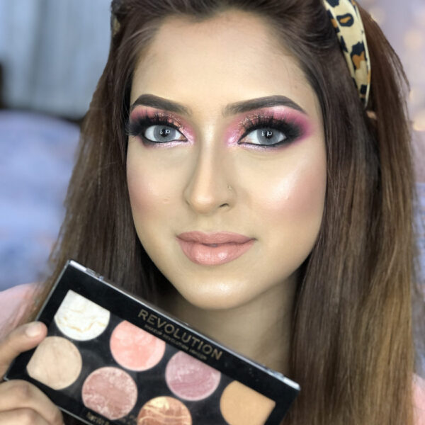 Makeup Revolution Paleta Golden Sugar - Blush, Bronze e Iluminador - Imagem 3