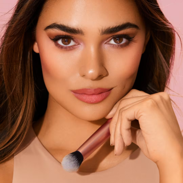 Real Techniques Pincel para Base Expert Face Brush RT200 - Aplicação de Base Líquida e Cremosa - Imagem 4